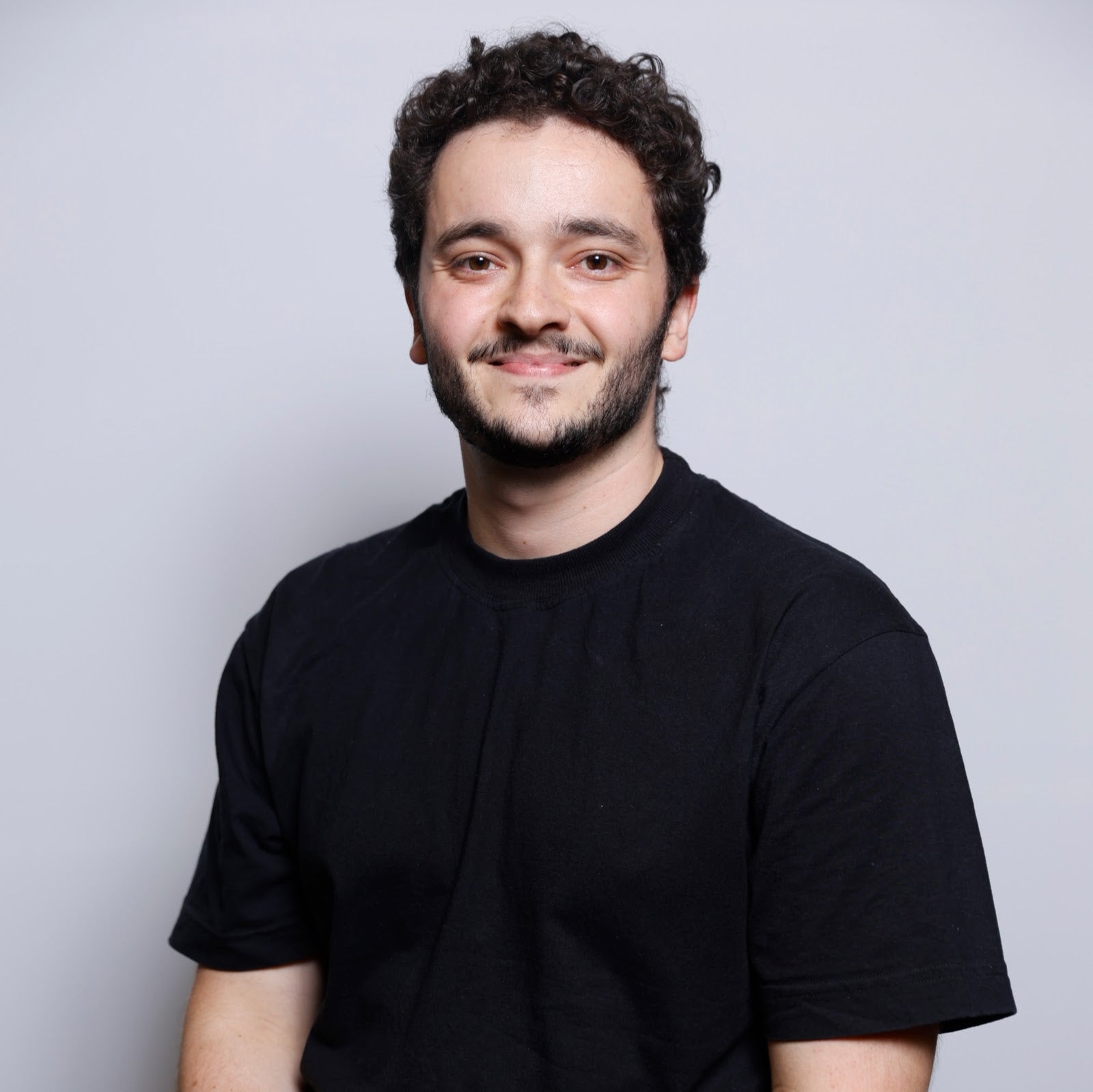 Captain headshot Pedro Ignacio