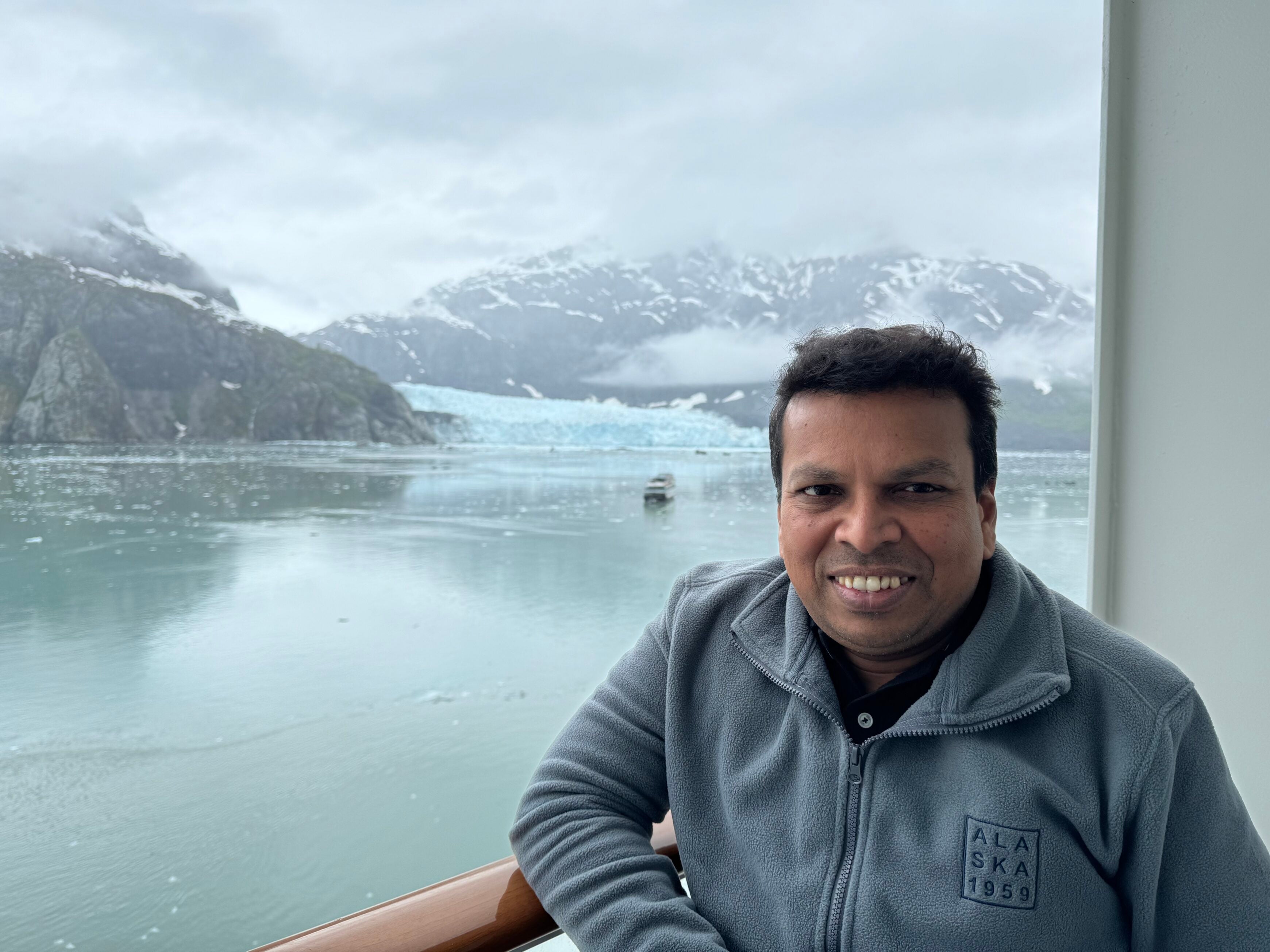 - キャプテンの顔写真、サティヤ・シュンムガスンダラム、スケーリング キャプテンの顔写真Sathiya Shunmugasundaramのスケーリング