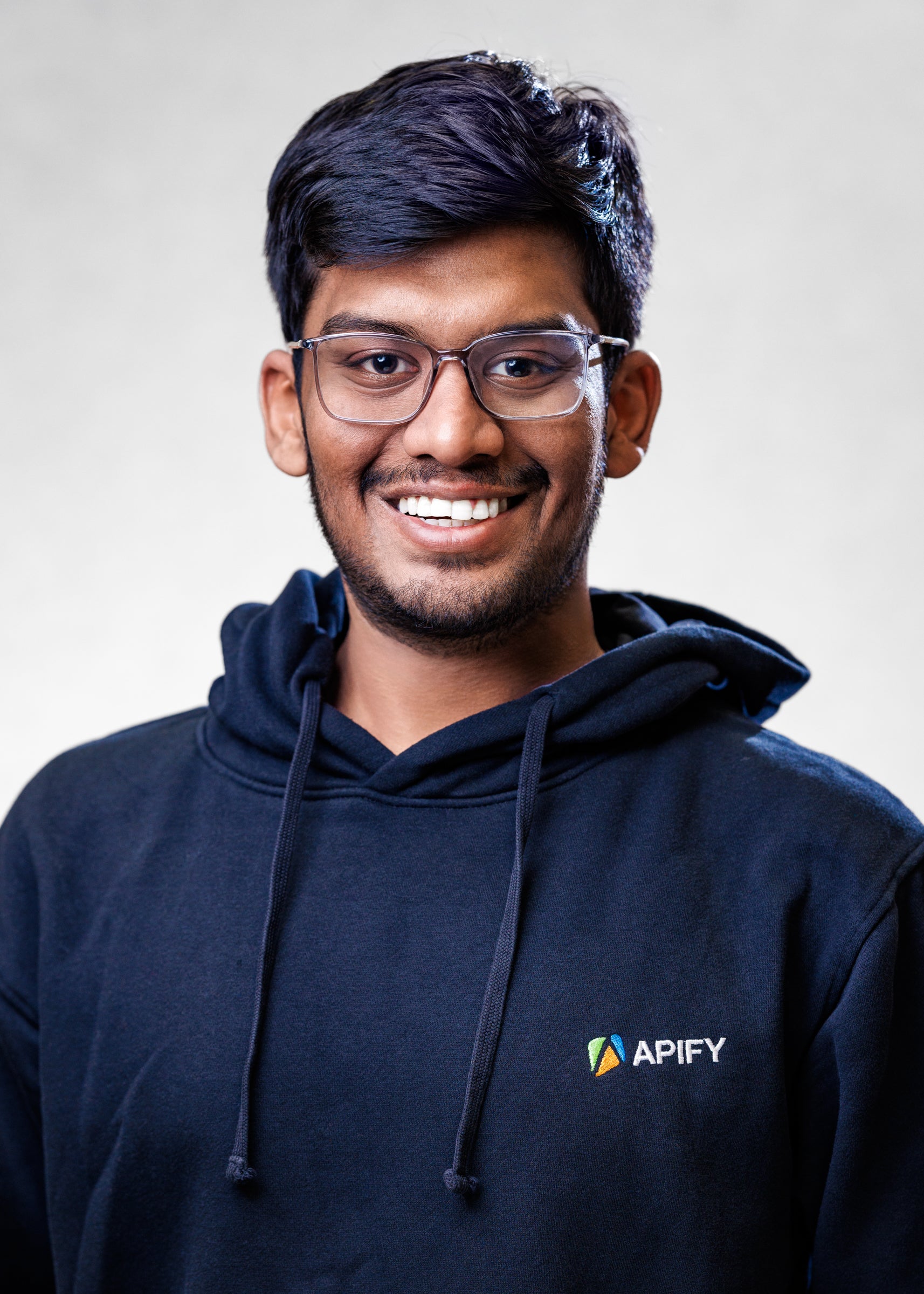 - サウラヴ・ジャイン大尉の顔写真 キャプテンの顔写真Saurav Jain