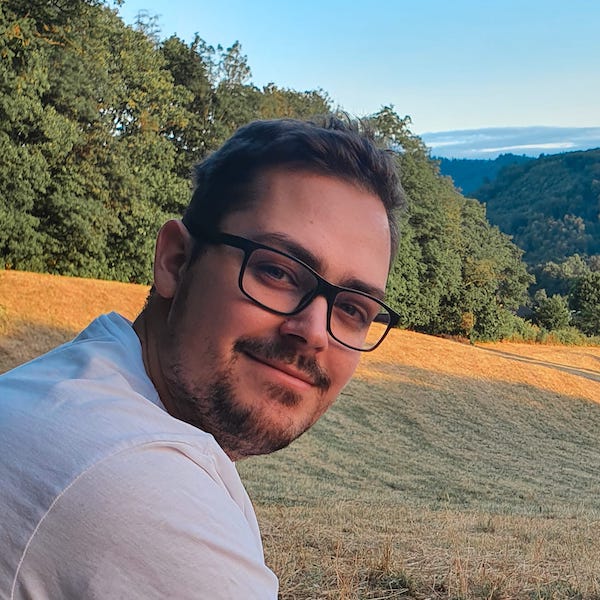 - IMG船長 ユリアン・ケーニッヒ 1 キャプテンIMGユリアン・ケーニッヒ・ 1