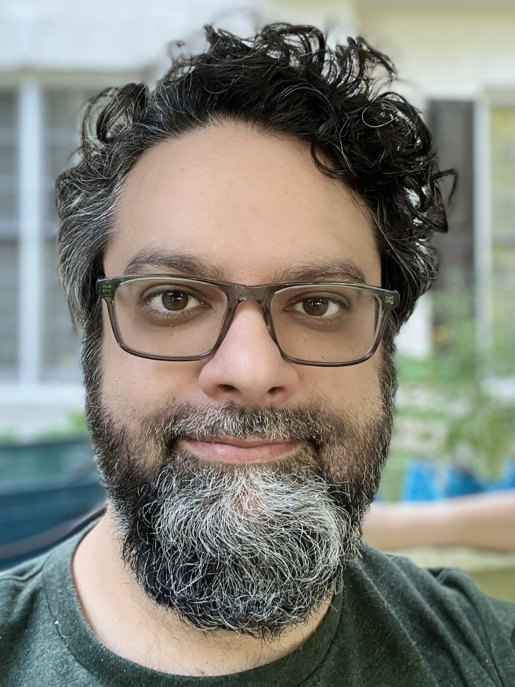 - IMGニルマル・メータ・1キャプテン キャプテンIMG Nirmal Mehta 1