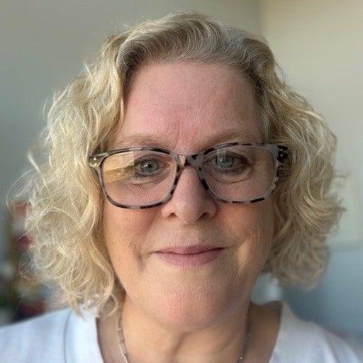 Headshot Allyson Walters