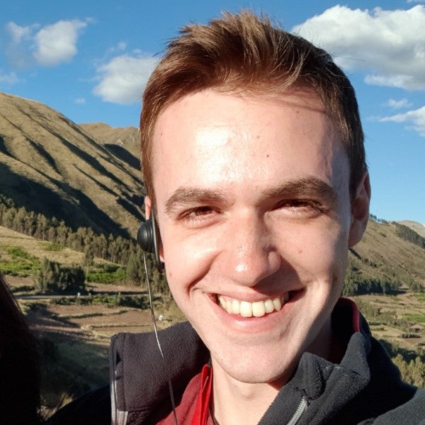 - 顔写真:クリスティアン・グレコ 顔写真:クリスチャン・グレコ