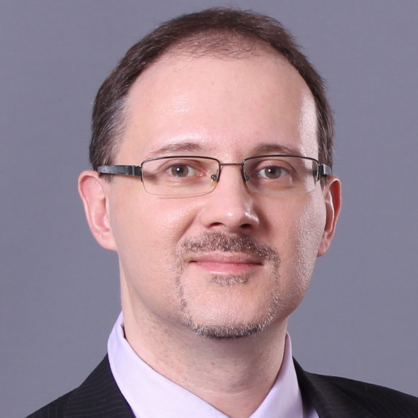 - ボド・アイヒシュタット大尉の顔写真 ボド・アイヒシュタット大尉の顔写真