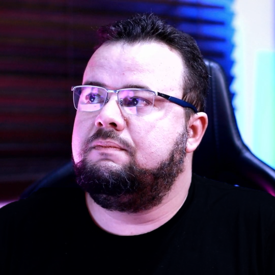 - キャプテン ルイス・カルロス・ファリア キャプテン ルイス・カルロス・ファリア