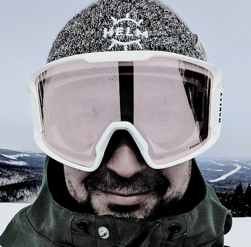 ヘッドショット マチュー・ブノワ