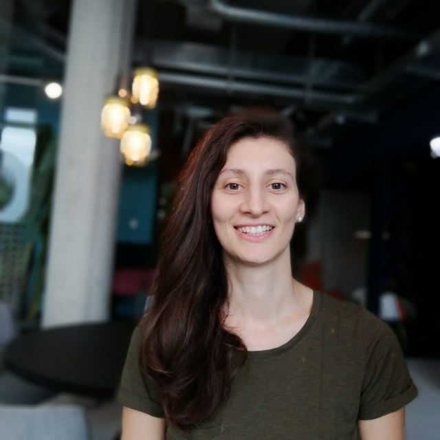 ナナ・ジャナシアLG